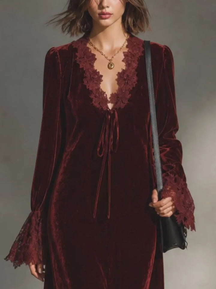 VIVETTE | BURGUNDY VELVET LACE-TRIM MINI DRESS