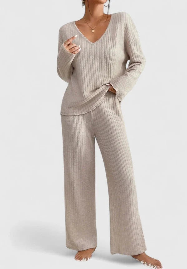 ADDISON | V-NECK KNIT SWEATER &amp; WIDE-LEG PANTS SET