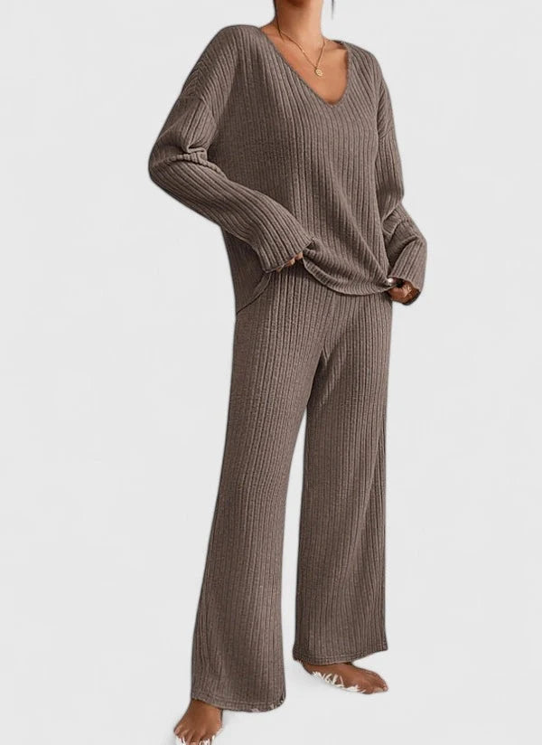 ADDISON | V-NECK KNIT SWEATER &amp; WIDE-LEG PANTS SET